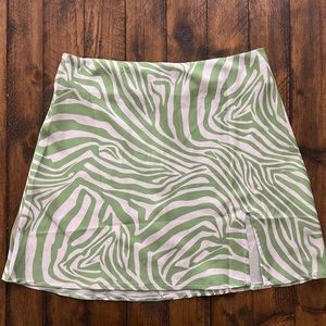 Princess Polly skirt, size 6